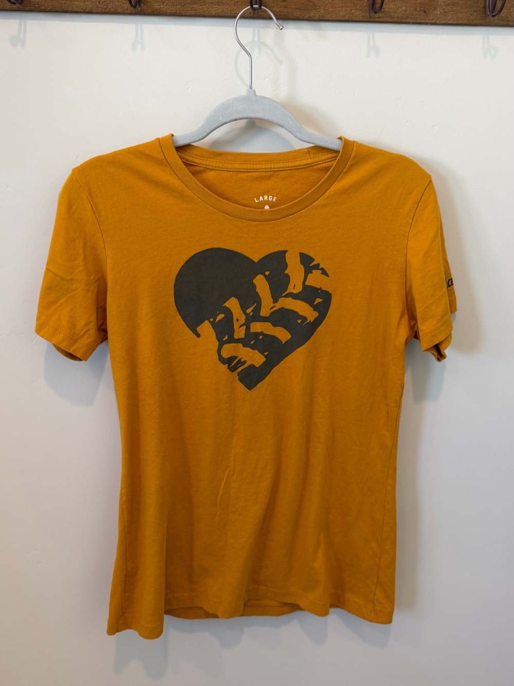 Women’s Mustard Yellow Graphic Heart Tee